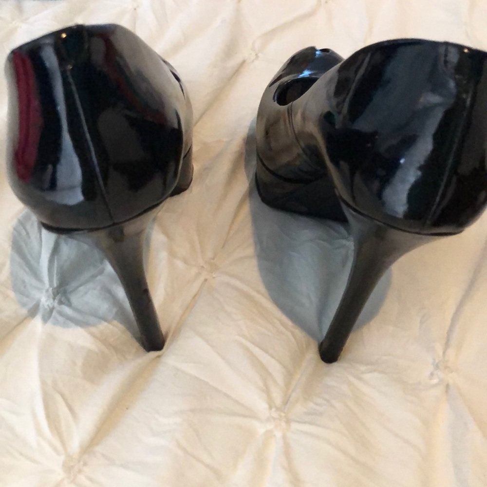 Shoes - Picture 2 of 3